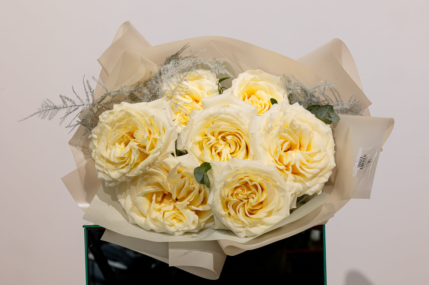 Buchet „Nebun de alb”