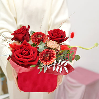 Aranjament „Versuri de Valentine”