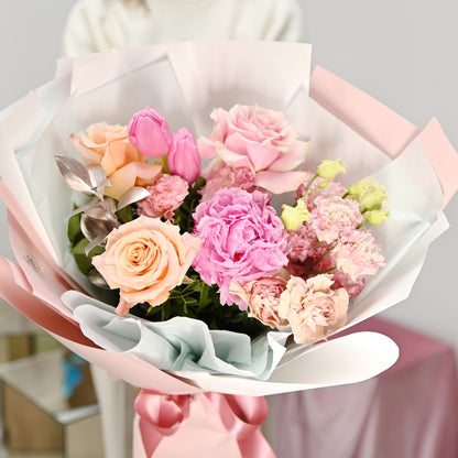 Buchet „Lumină Blândă”